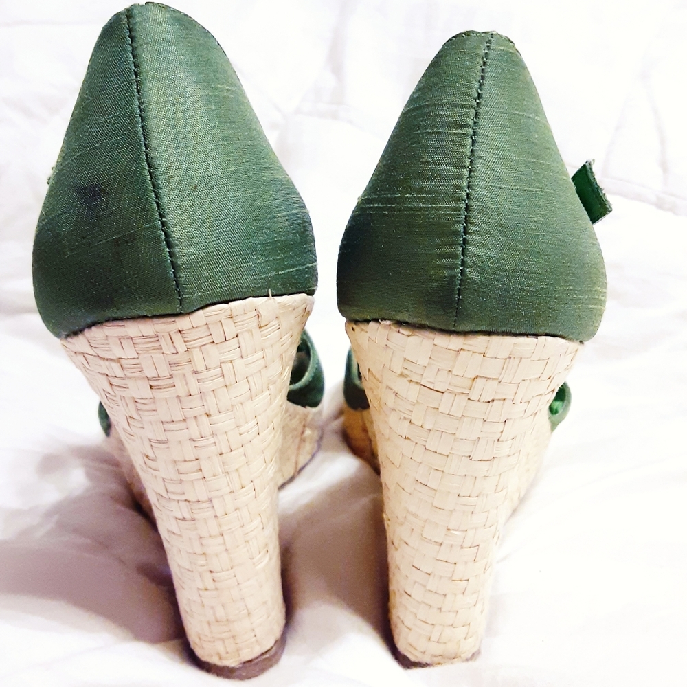 Steve Madden Ruffle Wedge Platforms - Picture 4 of 16